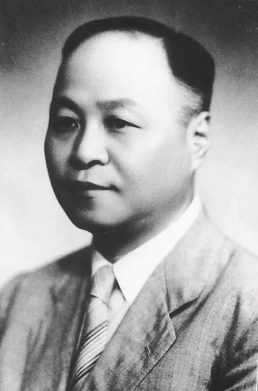 孙越崎像